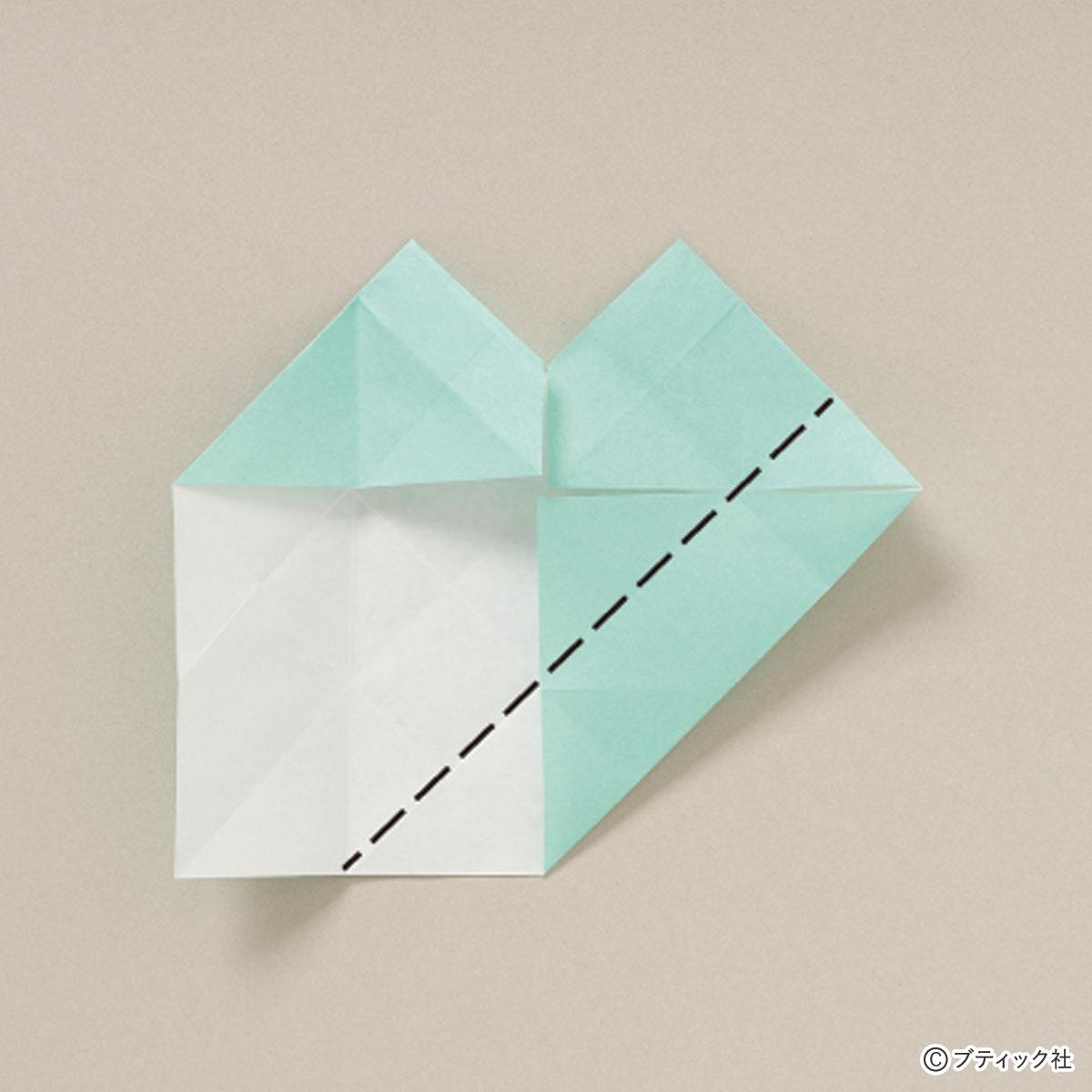 画像一覧 1枚目 プレゼントにもぴったり 折り紙の 立体的なハートケース 作り方 ぬくもり