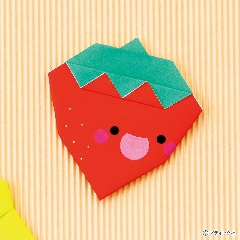 【折り紙】子どもに人気！簡単かわいい平面のいちごの折り方
