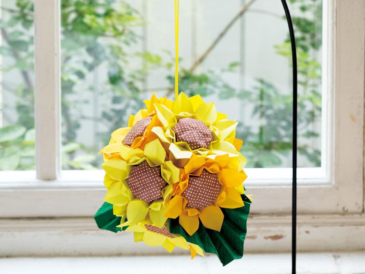 ひまわり 折り紙 花 折り紙でひまわりの折り方｜簡単～立体的な向日葵、切り紙も