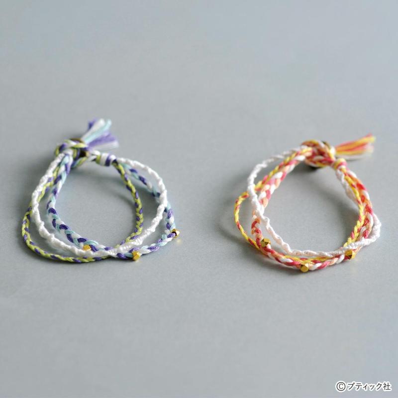 キラキラ光る「三つ編み＆輪結びのブレスレット」作り方