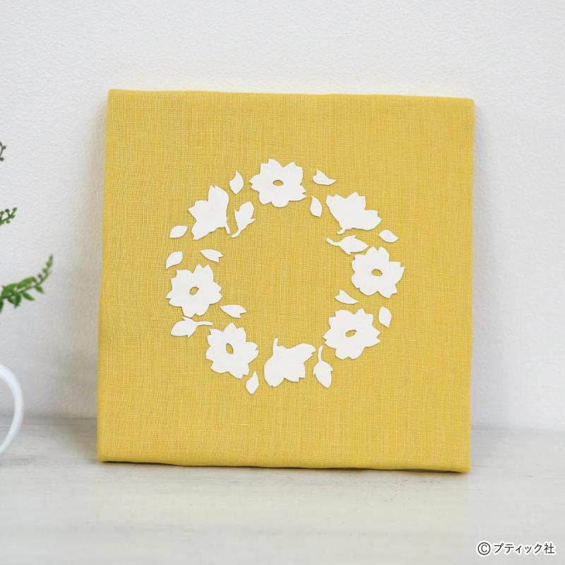 お部屋を明るく彩る「アネモネのファブリックパネル」作り方