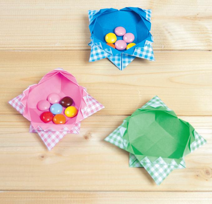 簡単 折り紙の箱 の折り方 お菓子 アクセサリー入れに 0ページ目 ぬくもり