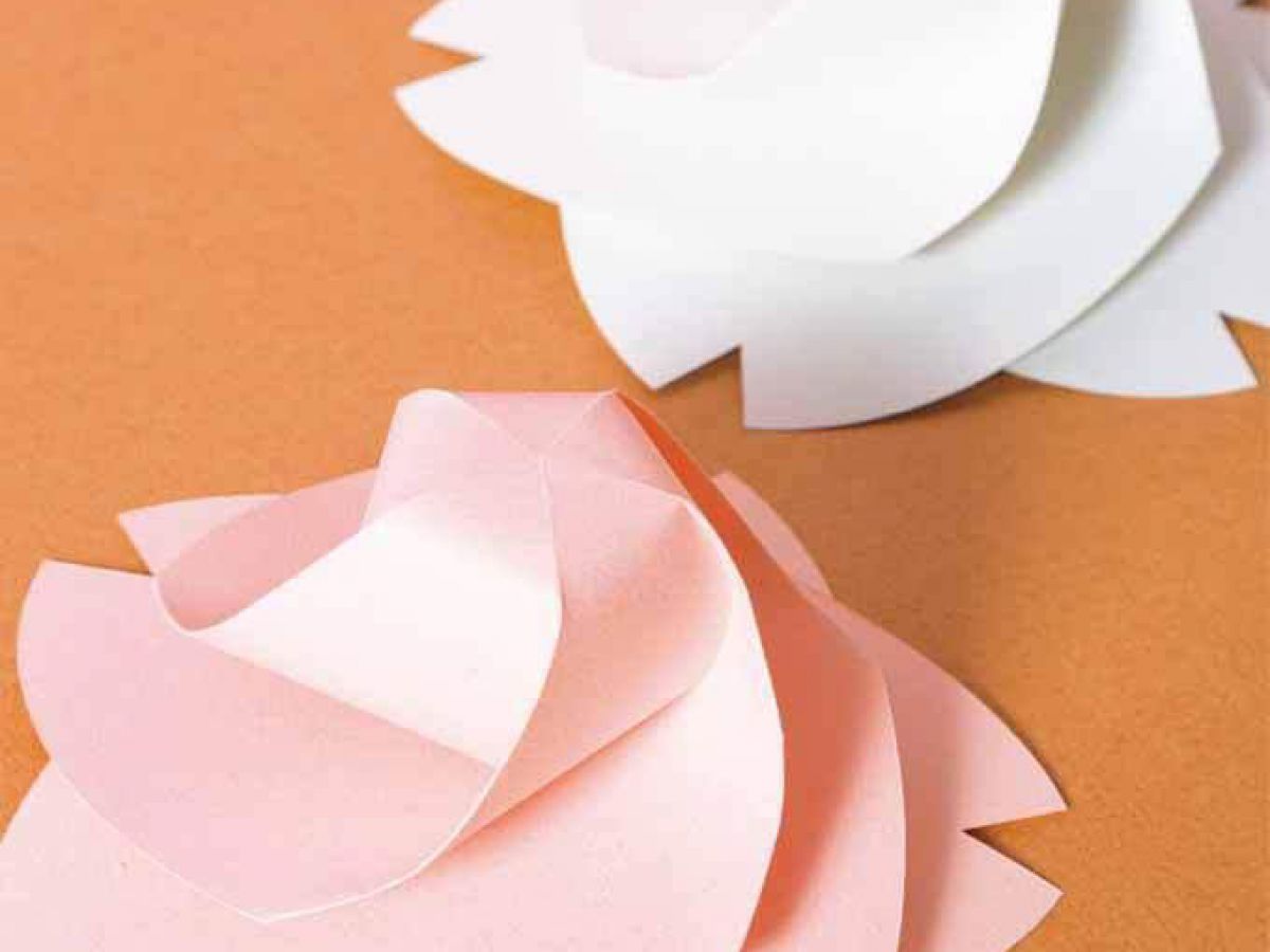 折り紙でひな祭り飾り サイズ1枚で作る立体的な桜の折り方 ぬくもり