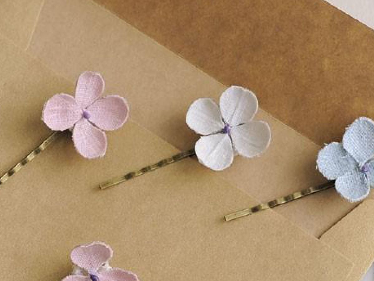 子供にもかわいい 簡単に布で作れる花のヘアピンの作り方 ぬくもり